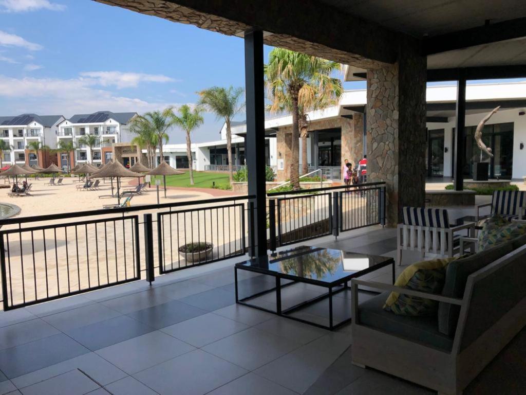 The Blyde Crystal Lagoon Riverwalk Estate Pretoria Bagian luar foto