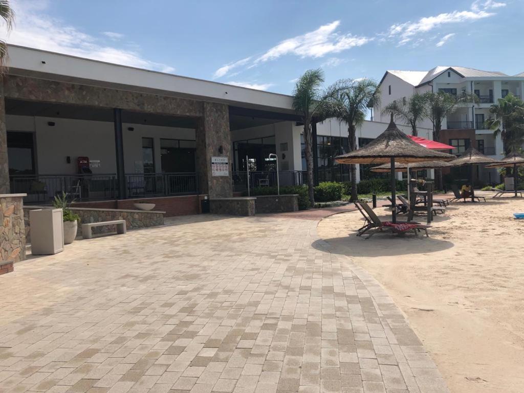 The Blyde Crystal Lagoon Riverwalk Estate Pretoria Bagian luar foto
