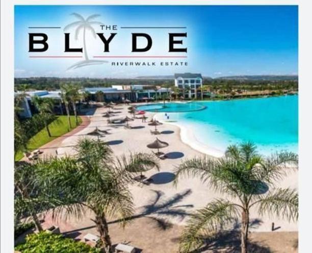 The Blyde Crystal Lagoon Riverwalk Estate Pretoria Bagian luar foto