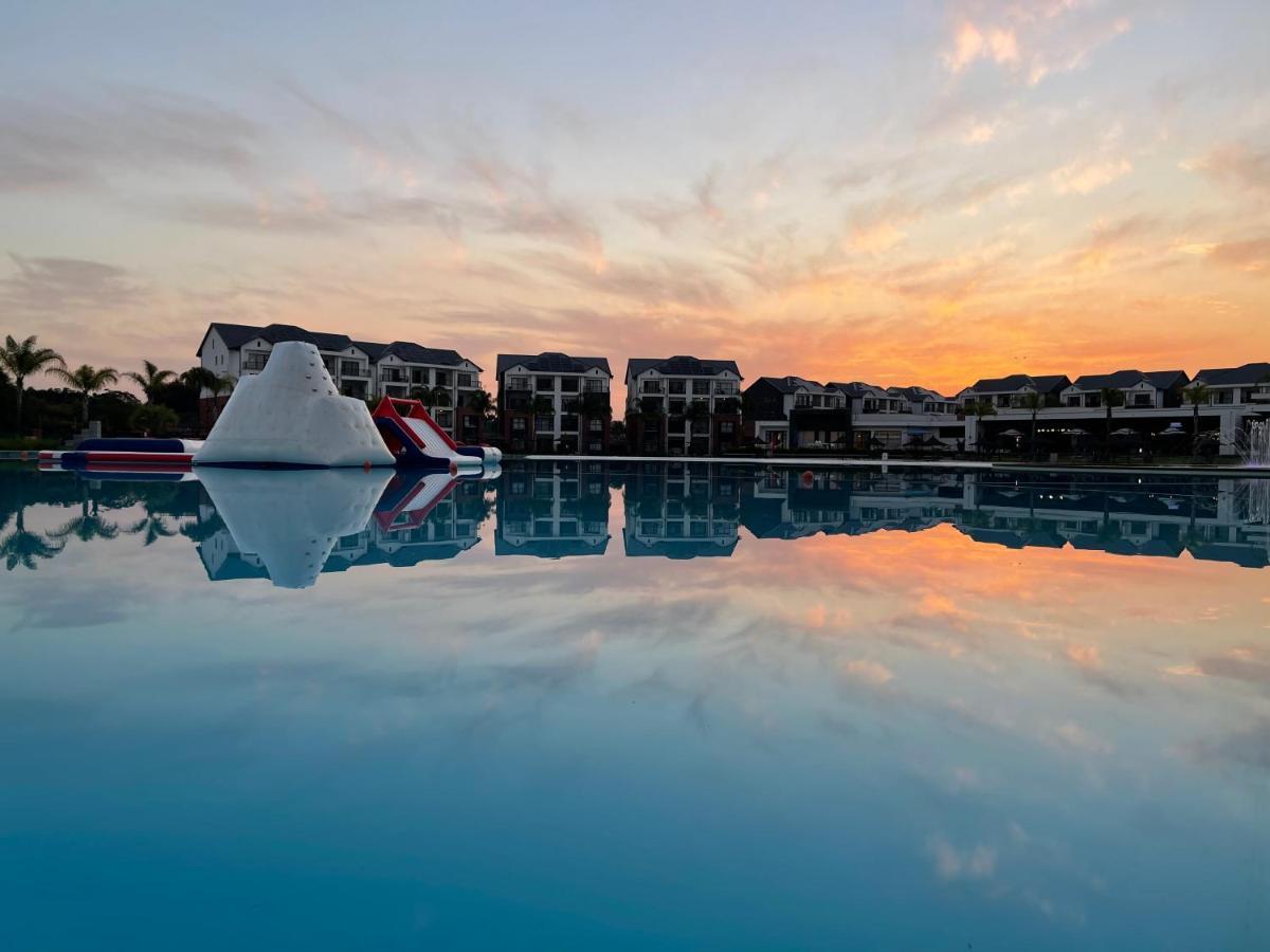The Blyde Crystal Lagoon Riverwalk Estate Pretoria Bagian luar foto