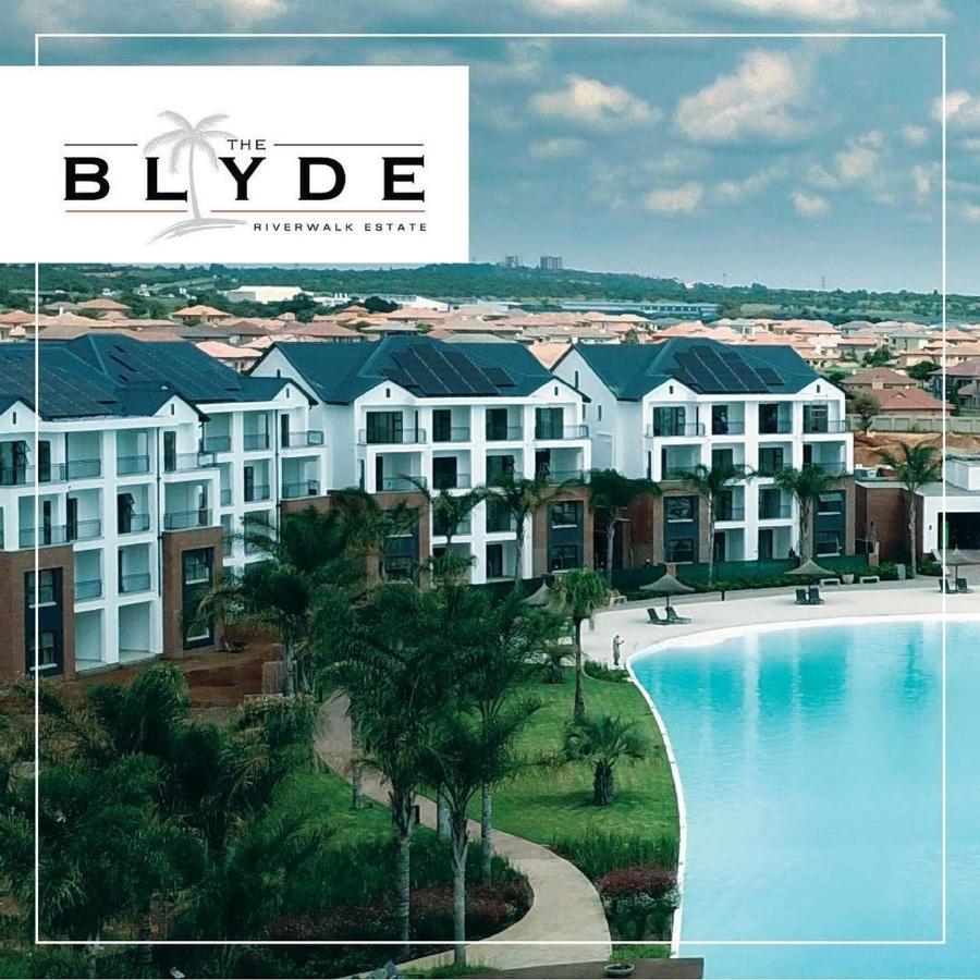 The Blyde Crystal Lagoon Riverwalk Estate Pretoria Bagian luar foto